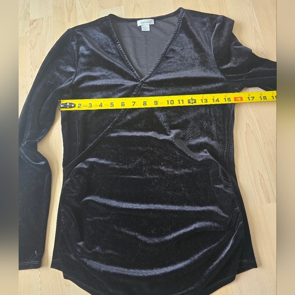 Sundance Morgan Top Women's S Black Velvet Surplice Balletcore Dark Romantic - Picture 6 of 8